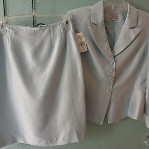 Tahari Pale Blue Silk Skirt Suit Size 6P